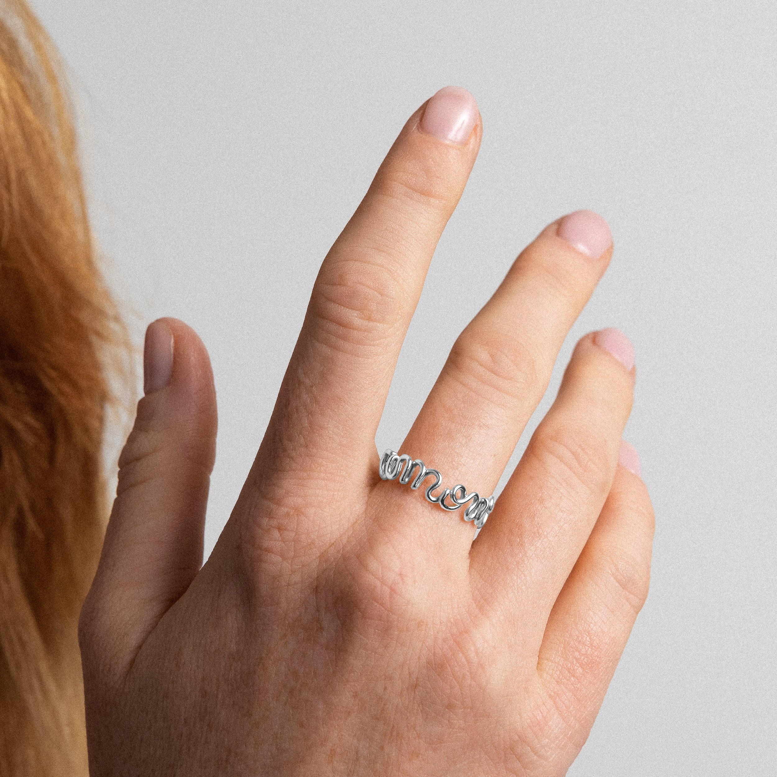 Bague lettre personnalisée argent 925 bijou affirmé fait main Paris