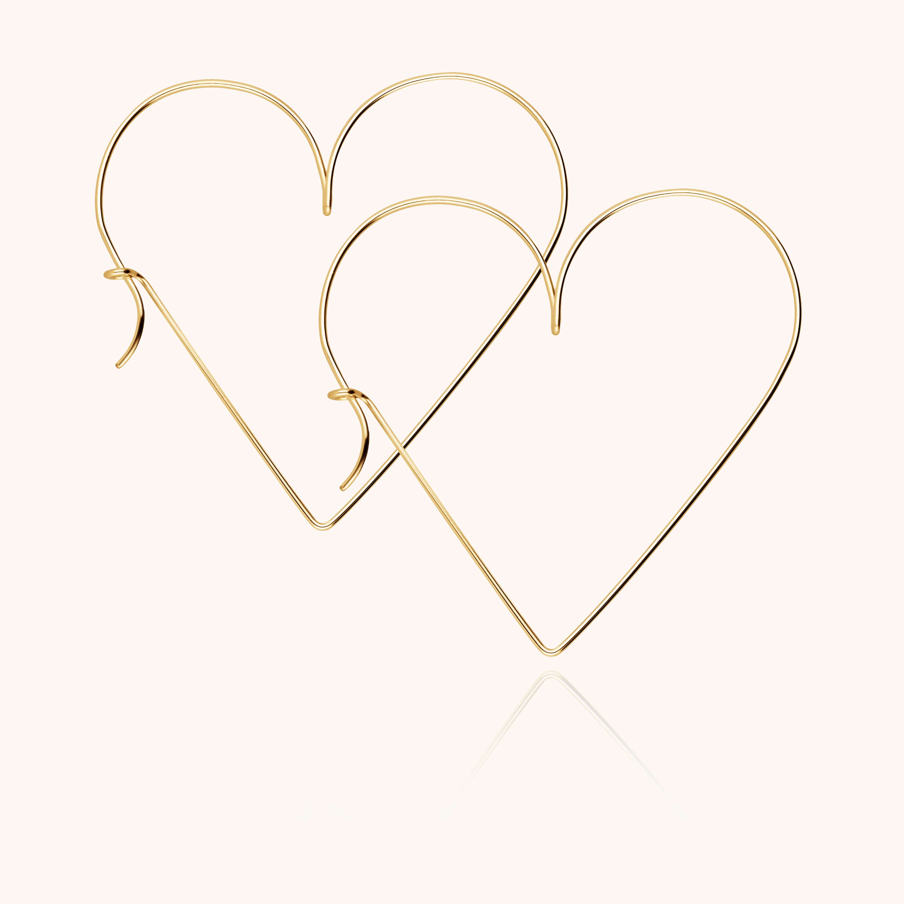 Boucles d'Oreilles Coeur Nude en or jaune laminé — fabriqué à la main à Paris
