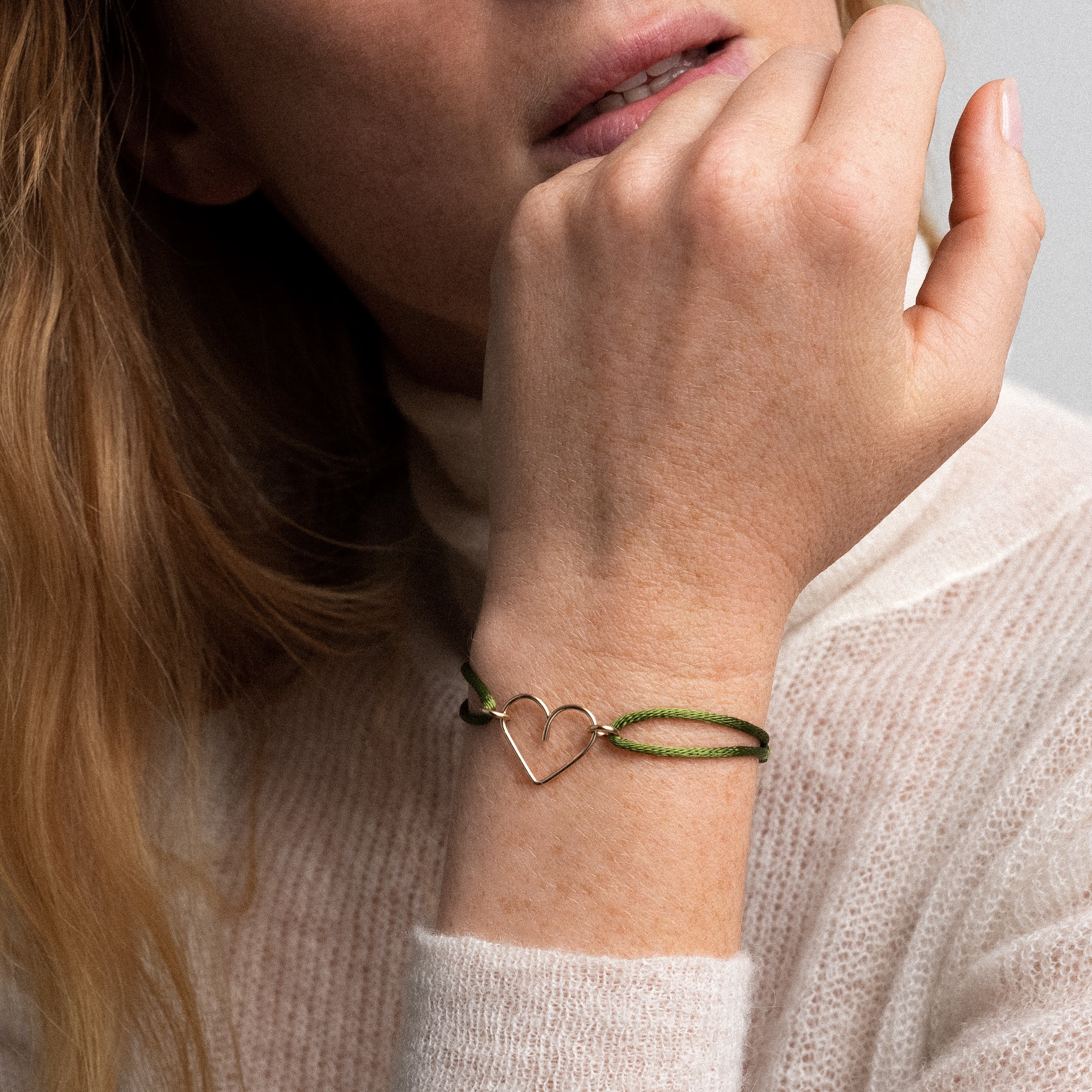 Bracelet Cordon Coeur — cadeau de luxe artisanal