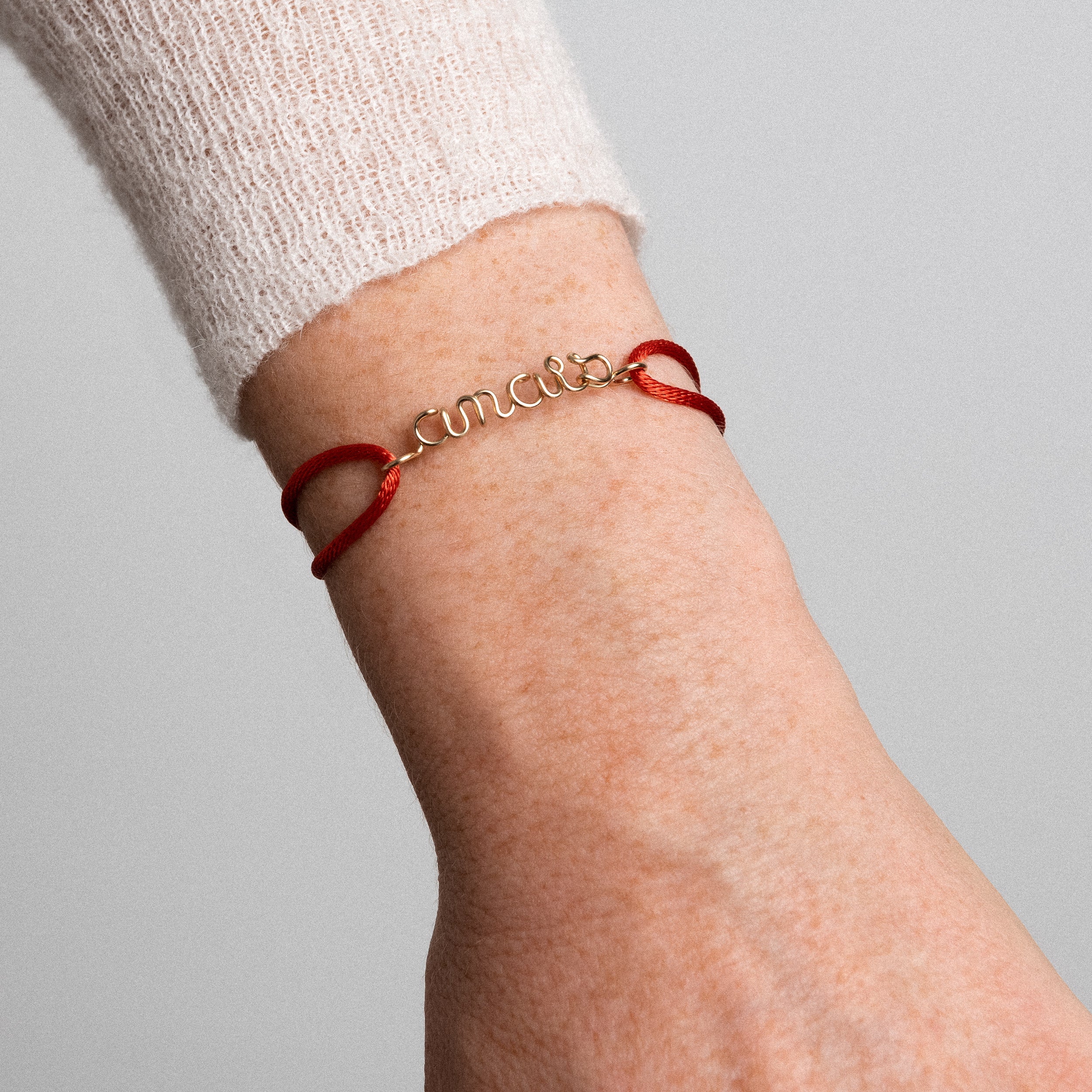 Bracelet cordon lettre personnalisée gold filled 14k bijou élégant homme Paris - or jaune laminé