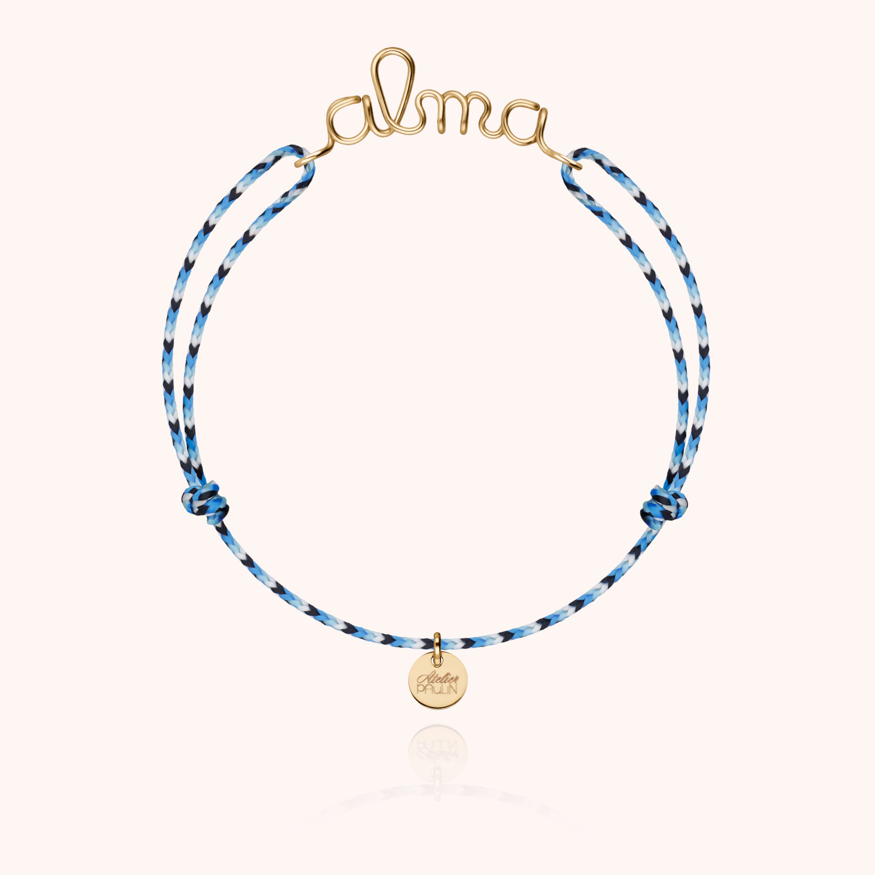 Détail façonnage prénom personnalisé bracelet cordon or façonnage main sans soudure - or jaune 750/1000