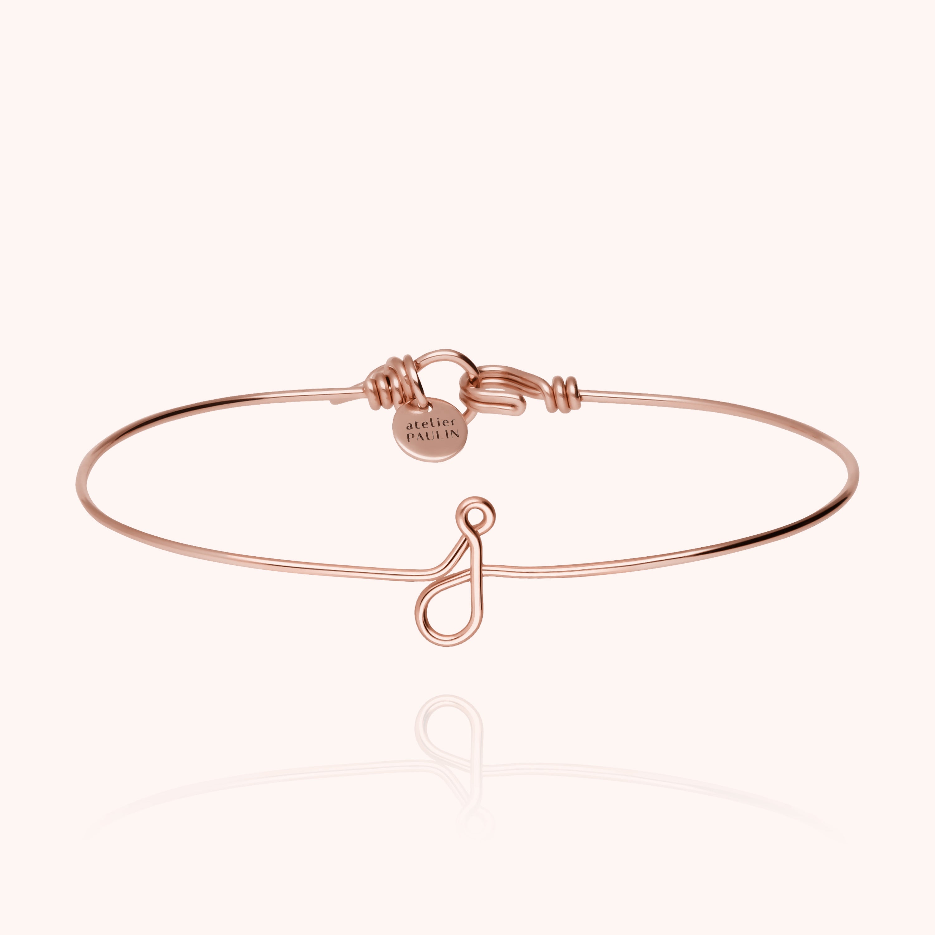Bracelet Jonc Original Initiale en or rose laminé — bracelet personnalisable Atelier Paulin