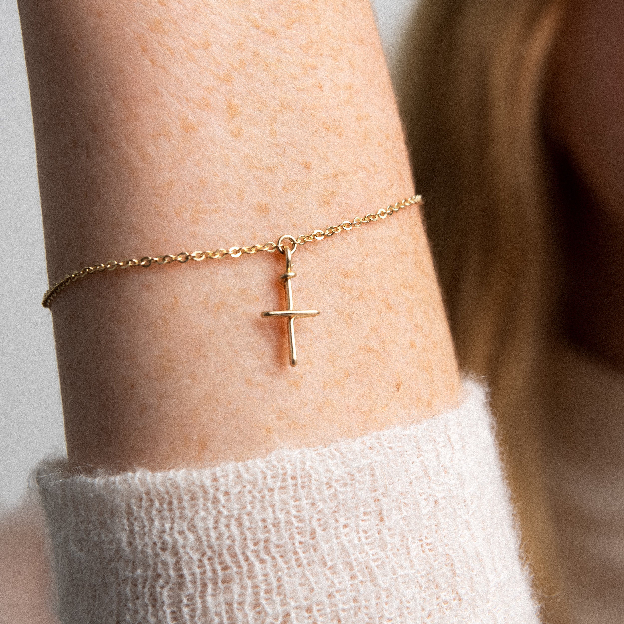 Symbolic Charms Cross Bracelet - Yellow 14k gold-filled