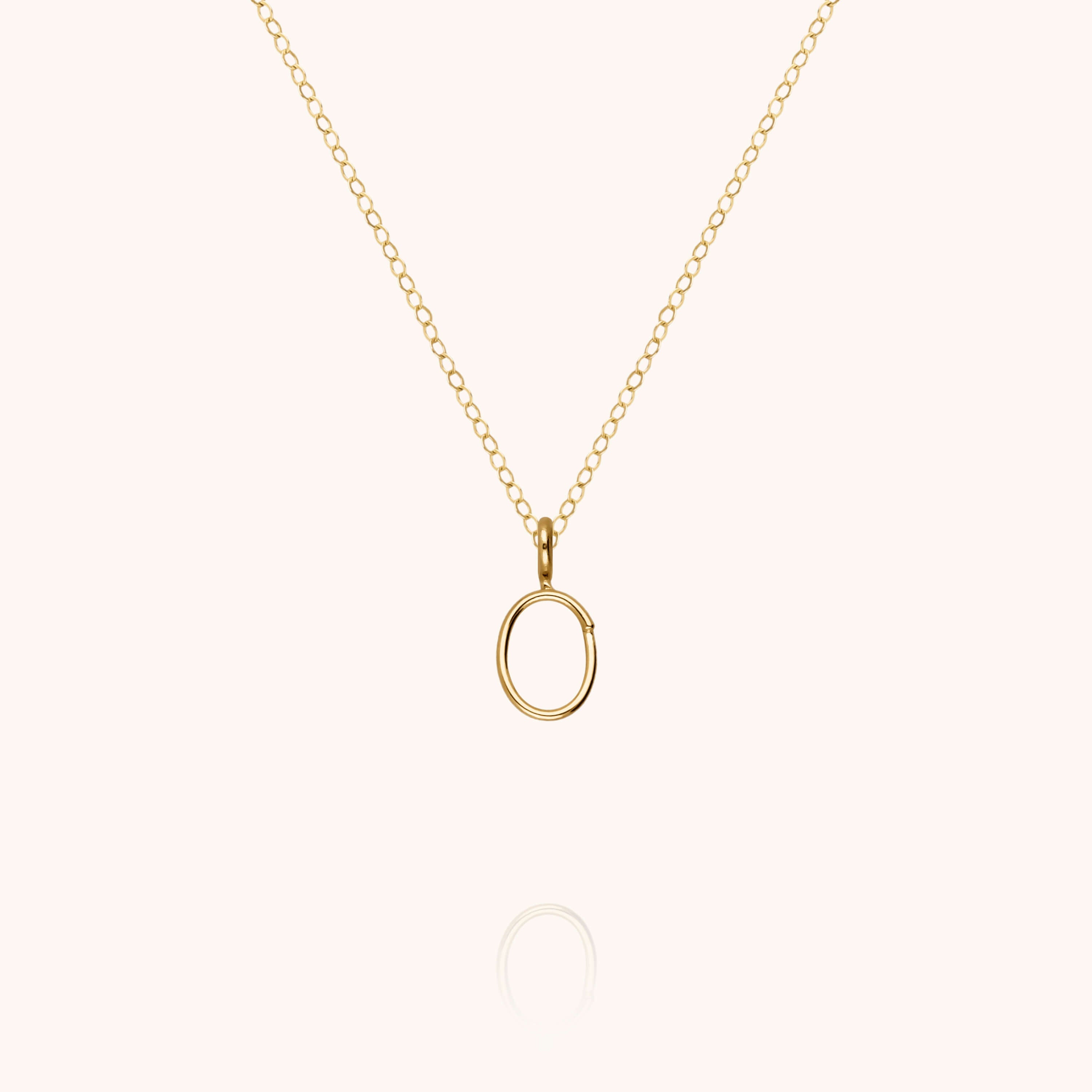 Collier Capital Initiale en or jaune 18K — expédition sécurisée Paris