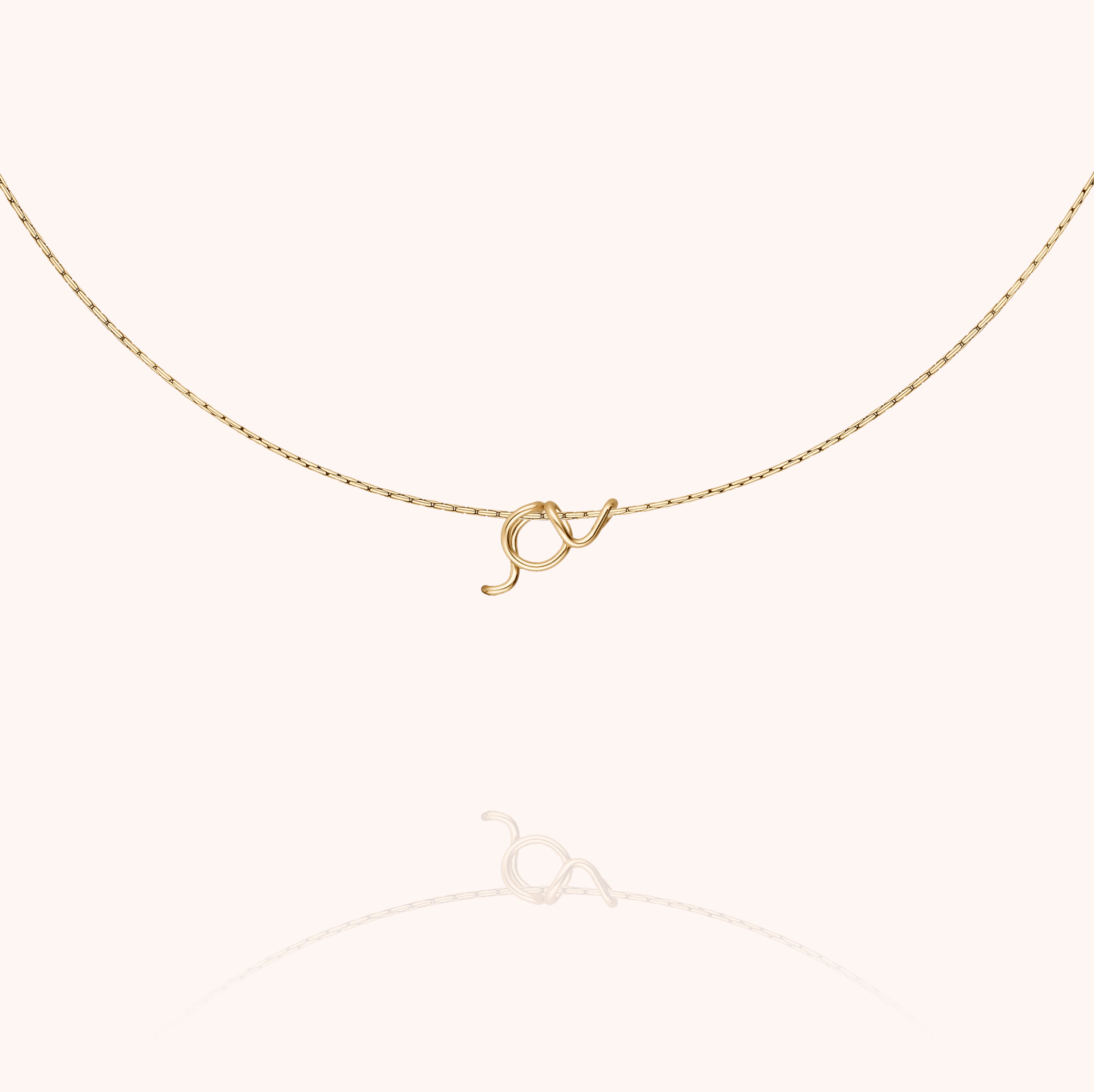 Collier Original Initiale en or jaune laminé — fabriqué à la main à Paris