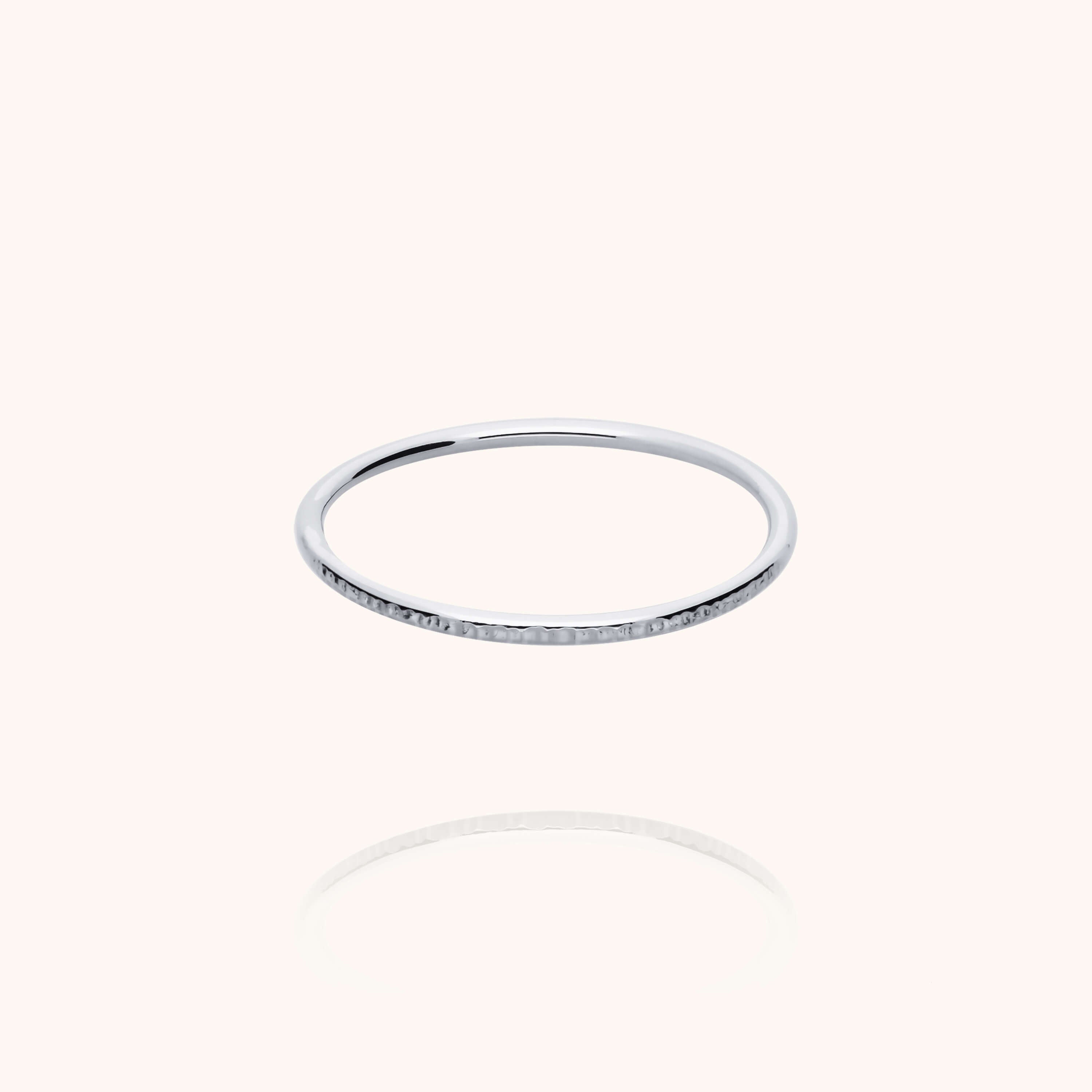 Bague Héra Ciselée n°3 en or blanc 18K — bijou artisanal fait main