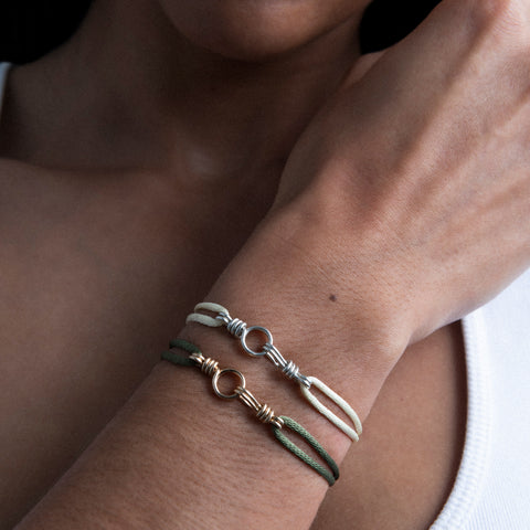 alternate image of Attache moi Cord Bracelet - silver