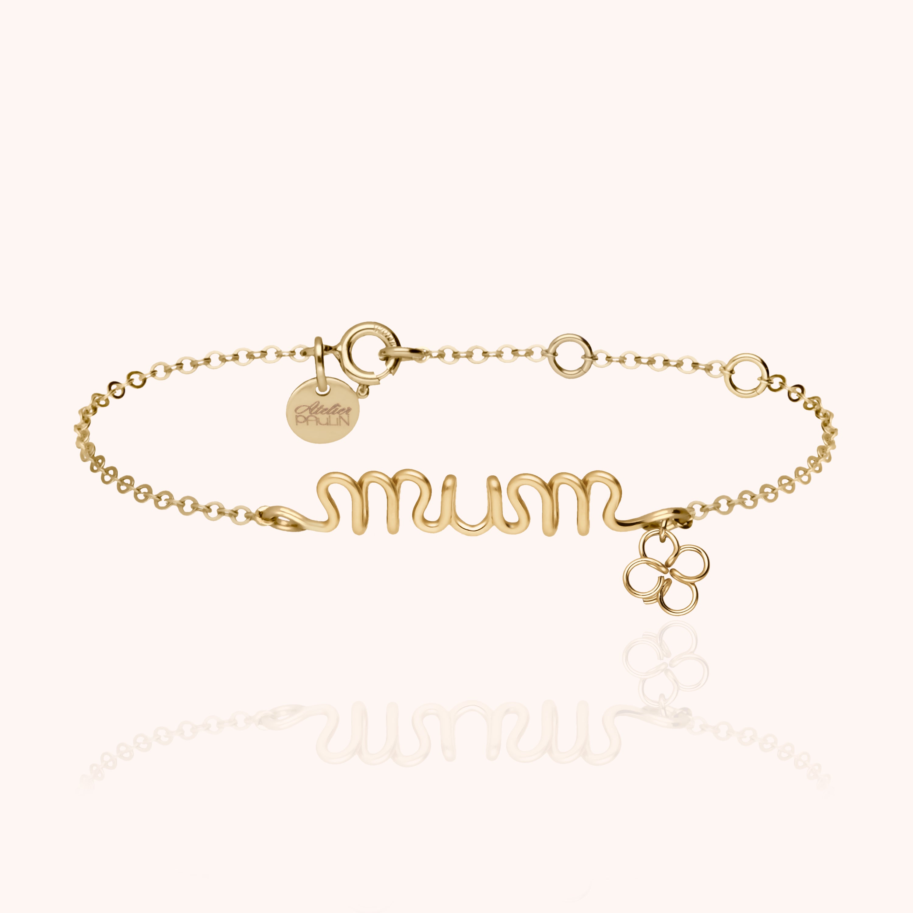 Bracelet Richelieu Charms Mum x Clémence Allaire — finition artisanale du bijou