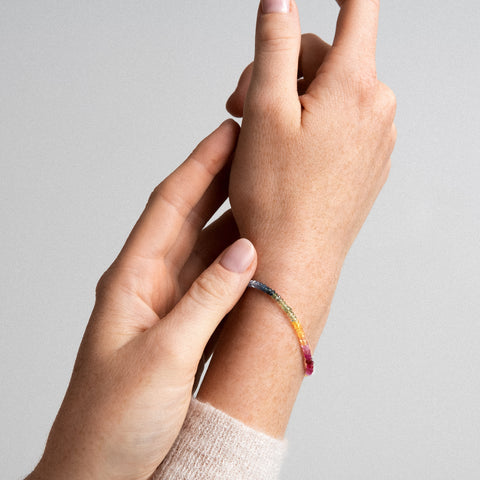 alternate image of Nonza Rivière Bracelet - rainbow sapphire