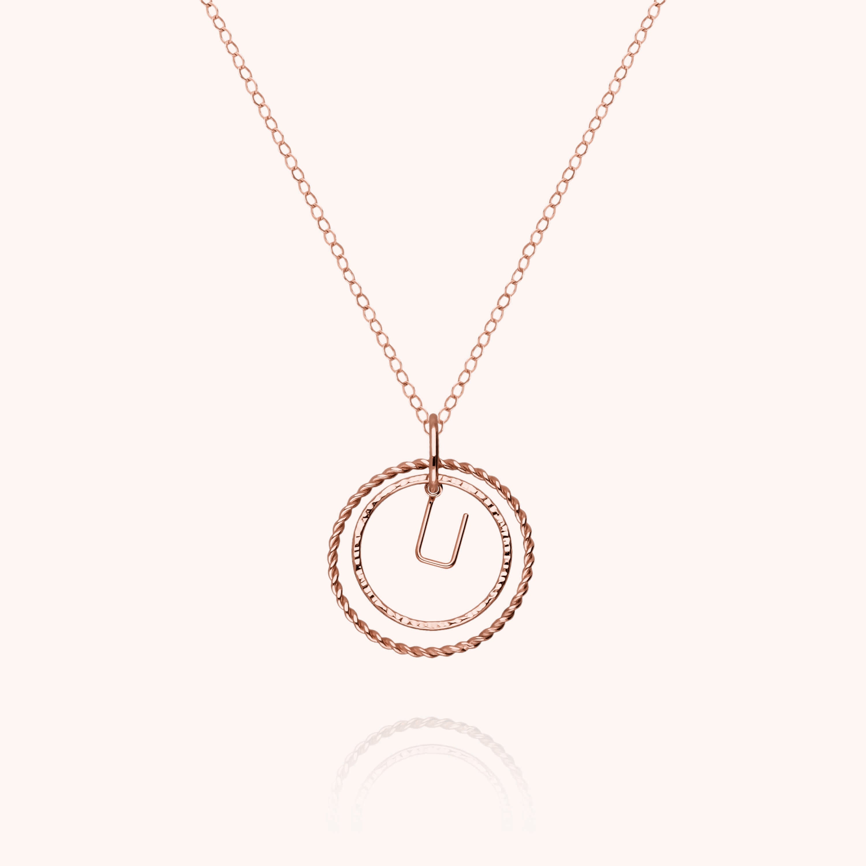 Collier Médaille Initiale en or rose 18K — expédition sécurisée Paris