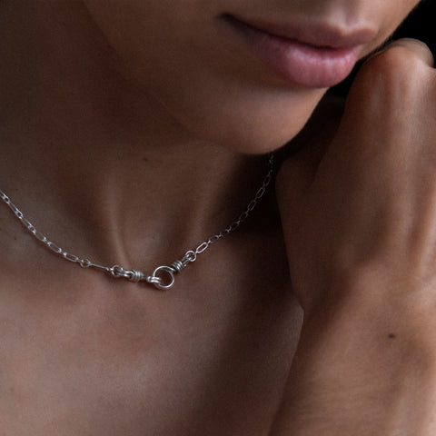 alternate image of Attache moi Rectangle Choker Necklace - silver