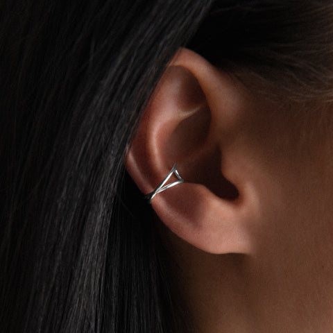alternate image of L Outline Ear Cuff - silver