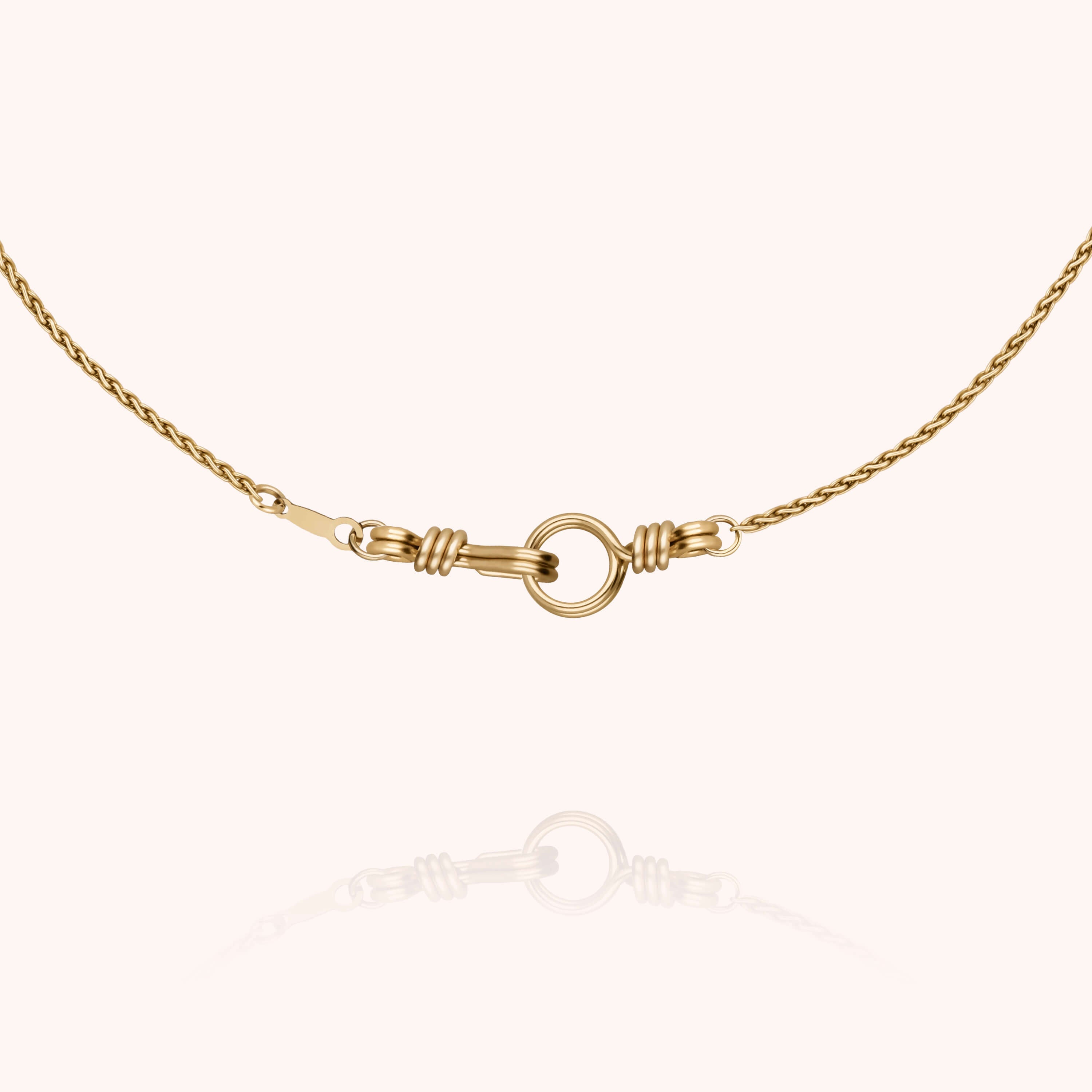 Collier Ras de Cou Rope Attache moi — détail façonnage à la main, or jaune laminé