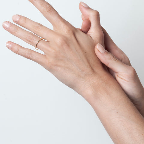 alternate image of Hera Pure Ring n°2 - 18k yellow gold